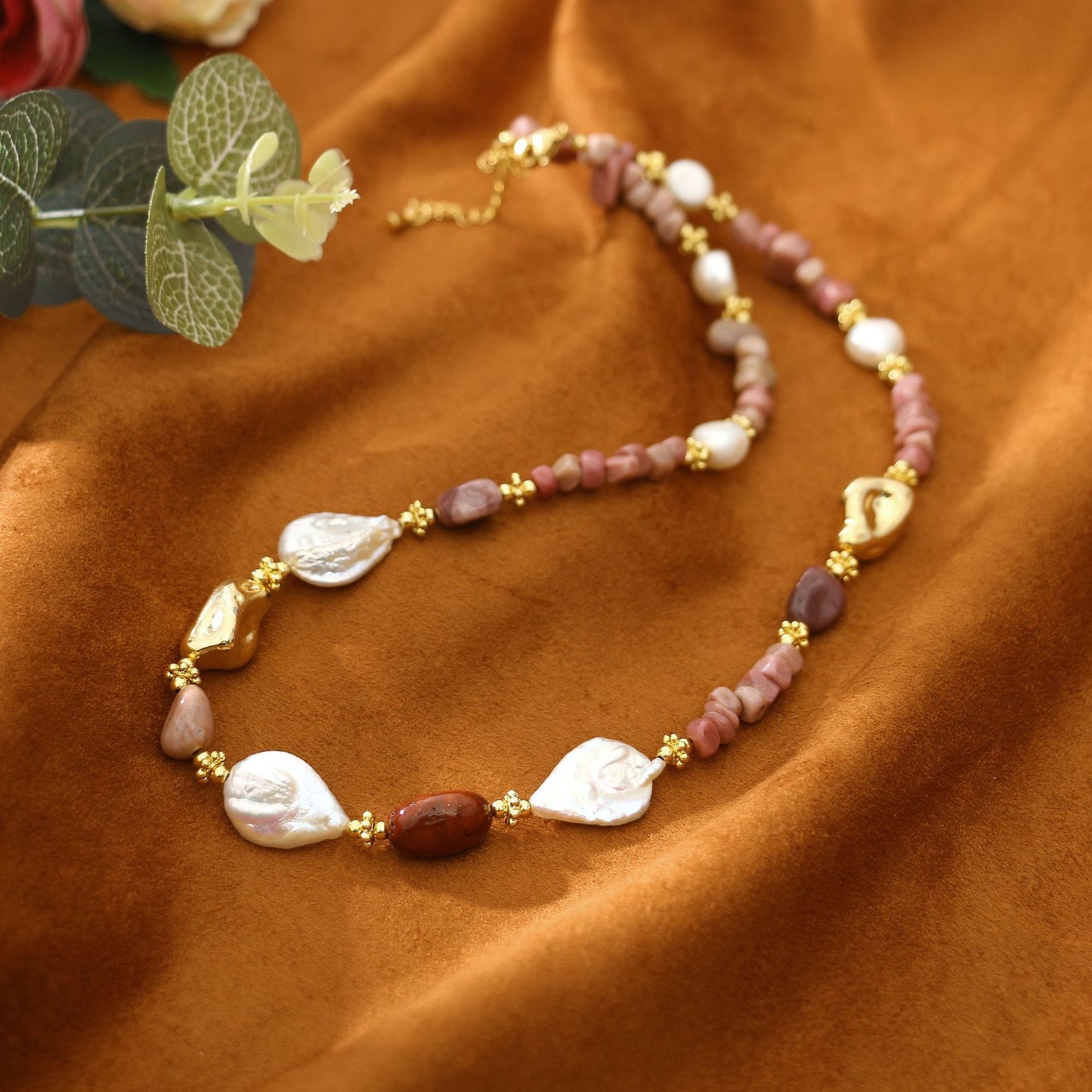 Rosestone Baroque Natural Pearl Necklace