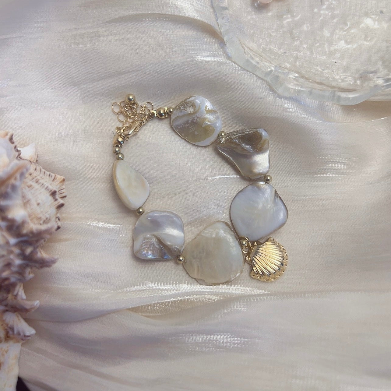 Natural cloudshell bracelet